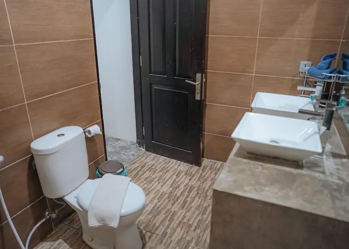 Villa 4 Bedroom Regency B10 *