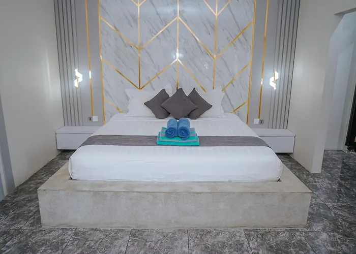 4 Bedroom Regency B10 Villa